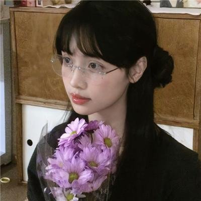 圈子里的男孩
